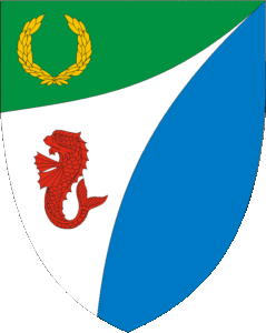 Coat of arms: A background divided into thirds from top to bottom green, white, blue. In the top left a golden laurel crown. Beneath that a red heraldic dolphin.
